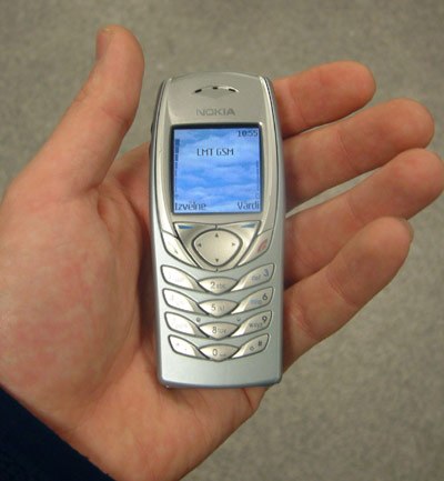 Nokia 6100